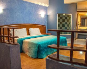 Autohotel Ilussion - Cordoba (Veracruz) - Camera da letto