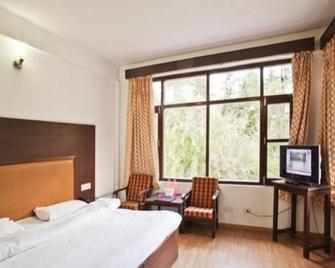 Hotel Greenfields - Manali - Habitación