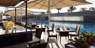 Jumeirah Emirates Towers - Dubai - Restaurant