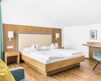 Hotel Weingut Rosenhof - Illmitz - Bedroom