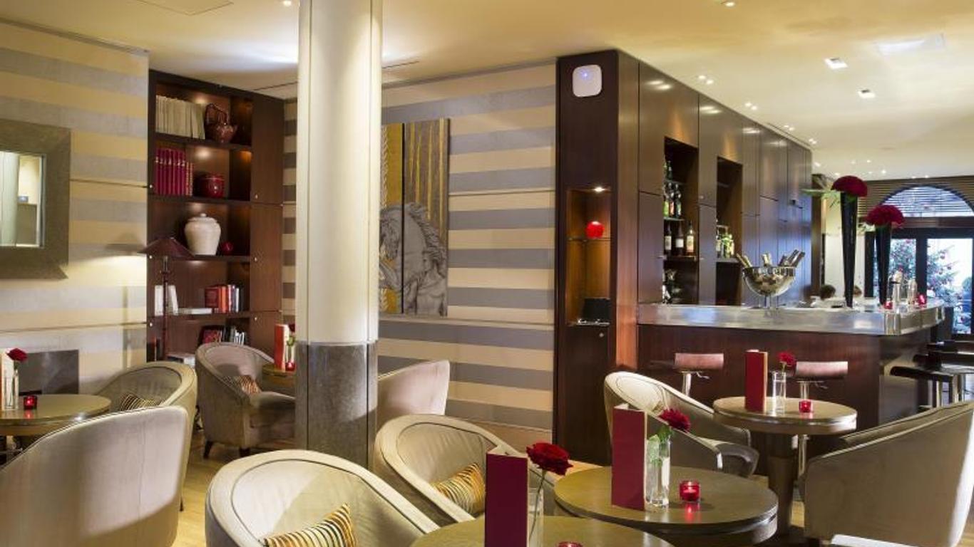 Grand Hôtel Champs-Elysées