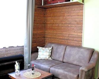 Spielzeughotel Sonneberg - Sonneberg - Living room
