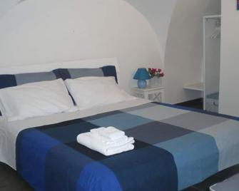 Sophie Sweet House Apartment - Catania - Bedroom