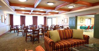 Country Inn & Suites by Radisson, Grand Forks, ND - גרנד פורקס - מסעדה