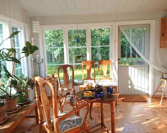 Beautiful House, Pure Nature, Meadows, Lakes, Forest + Culture - Close To Town. - Askersund
