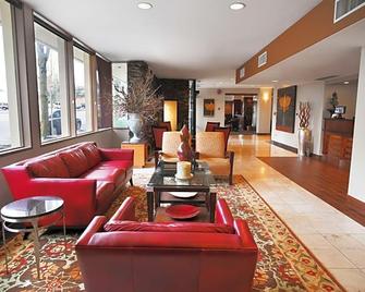 Red Lion Inn & Suites Olympia, Governor Hotel - Olympia - Lobby