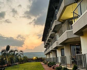 Mountain Breeze Resort, Mahabaleshwar - Mahabaleshwar - Bygning