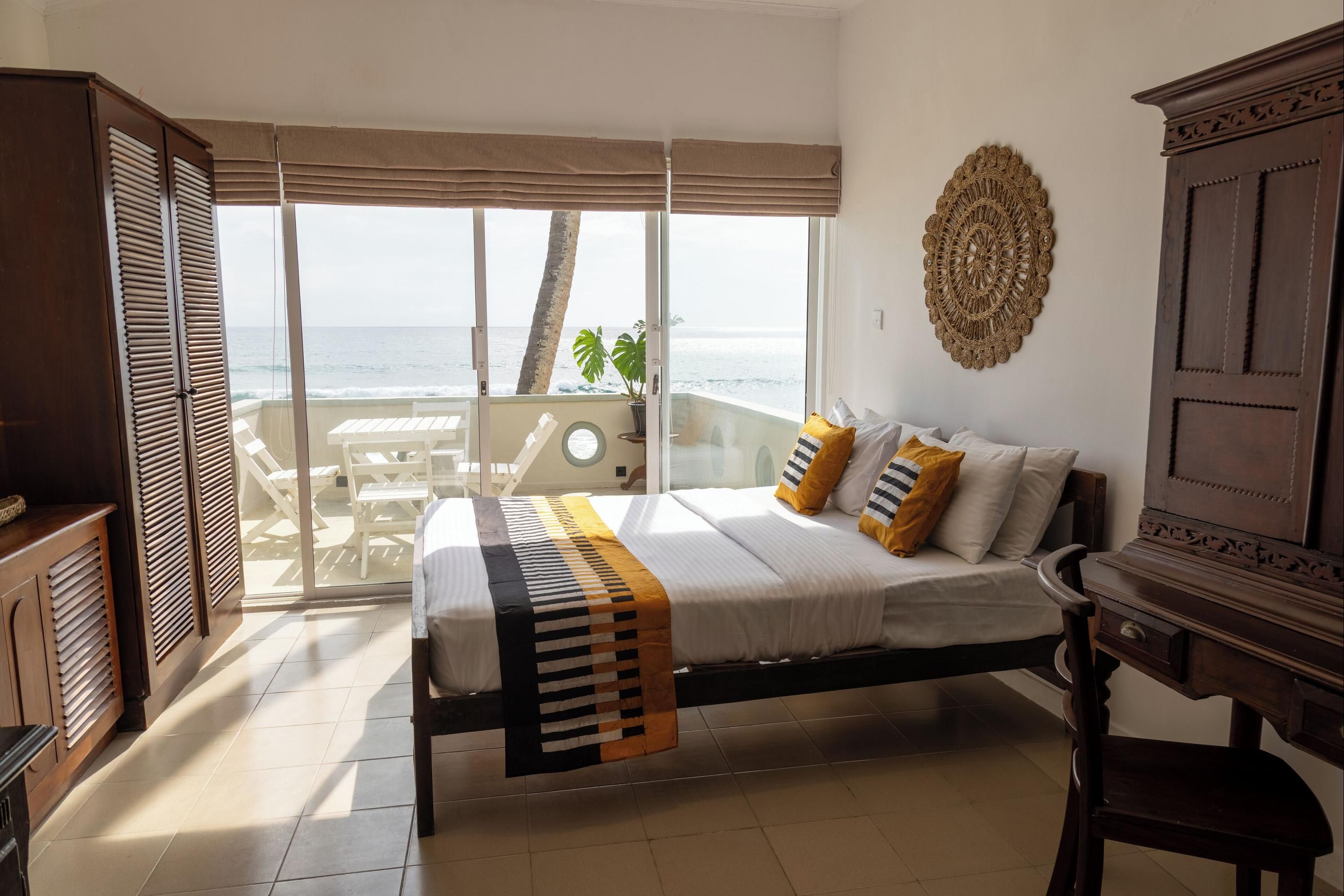Neevana Hotel Hikkaduwa - Hikkaduwa - Bedroom