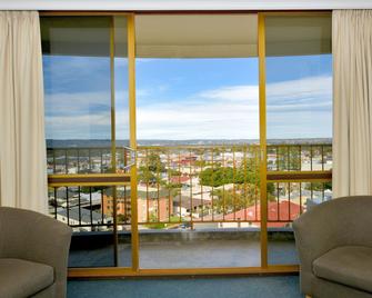 Atlantic Tower Motor Inn - Glenelg - Balkon