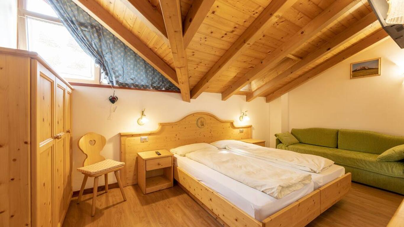 أفيتاكامري كوريديني