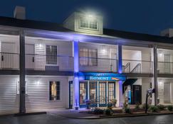 Baymont by Wyndham Prattville - Праттвилль - Здание