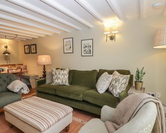 Kyte Cottage, Pet Friendly, With Open Fire In Ilmington - Shipston-on-Stour - Living room