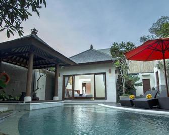 Aksata Villas - North Kuta - Pool