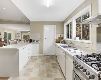 Jack's House B&B Clare - Clare - Kitchen