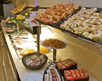 Holiday Inn Express Campo De Gibraltar - Barrios By IHG - Los Barrios