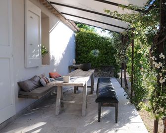 Shed L Agaçon with swimming pool. - Forcalquier - Terasa