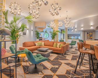 Castrum Hotel Székesfehérvár - Székesfehérvár - Lounge