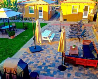 Blue Heron Cottages - San Diego - Patio