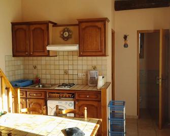 Gite 3 Pieces De 35 M2 Et Terrain For 2/3 Persons - Esparron-de-Verdon - Cuisine
