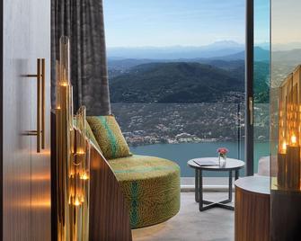 Nuvole Garden Hotel - Brunate - Балкон