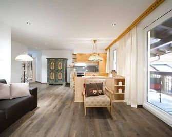 Kasperhof Apartments Innsbruck Top 6 - 7 - Innsbruck - Sala de estar