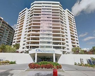 Cairns Aquarius - Cairns - Bina