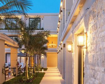 Solena Hotel - Sao Sebastiao