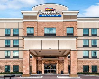Baymont by Wyndham Denver International Airport - Denver - Building