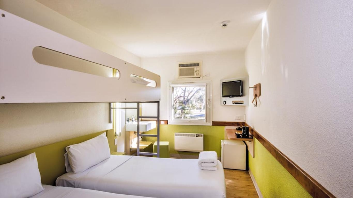 ibis budget Canberra
