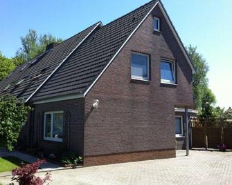 Ferienwohnung-Marita - Carolinensiel - Gebäude
