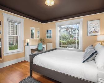 Greenlake Craftsman - Hot Tub, Ac, Dog Friendly - Seattle - Bedroom