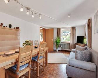 Flucht in Malsburg-Marzell - Badenweiler - Salon