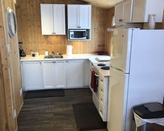 Beautiful Tiny House with all amenities - Fort-Coulonge - Kitchen