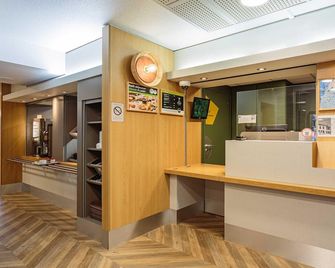 B&B HOTEL Bayonne - Baiona - Receptie