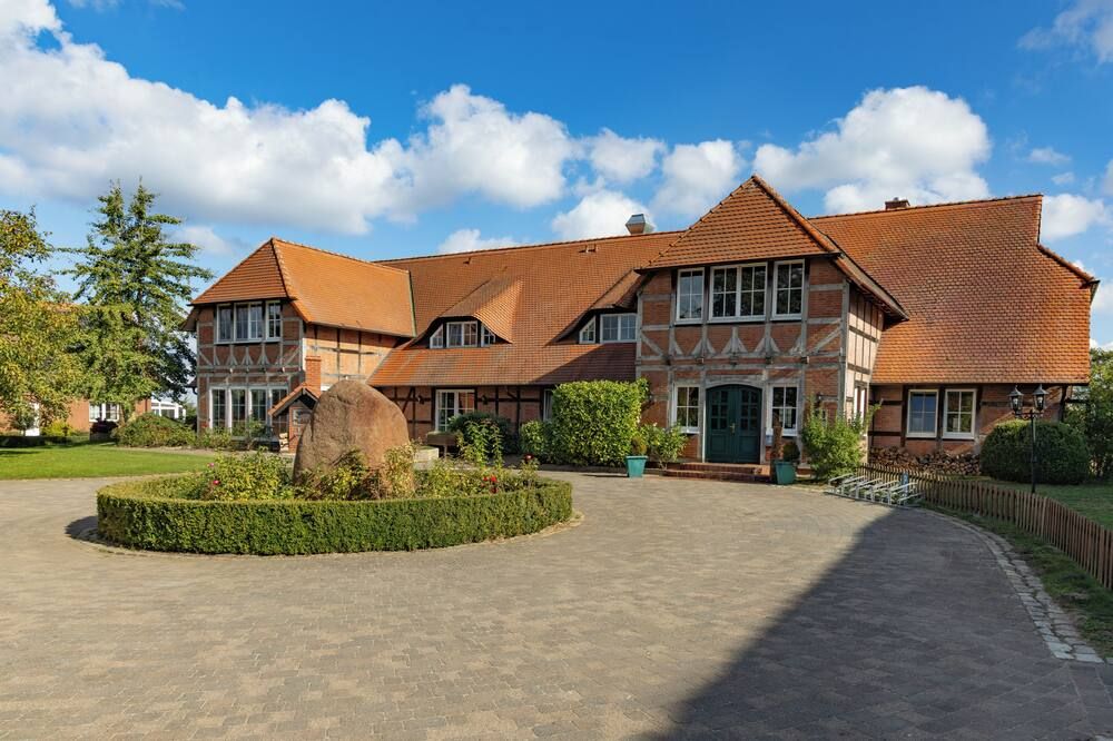 Flair Seehotel Zielow - Bollewick - Будівля