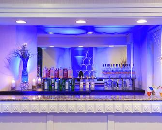 Hilton Minneapolis-St. Paul Airport - בלומינגטון - בר