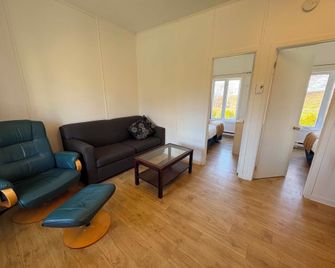 Motel au Fleuve d'Argent - Riviere du Loup - Oturma odası