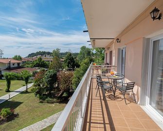 Jenny, Siviri - Siviri - Balcón