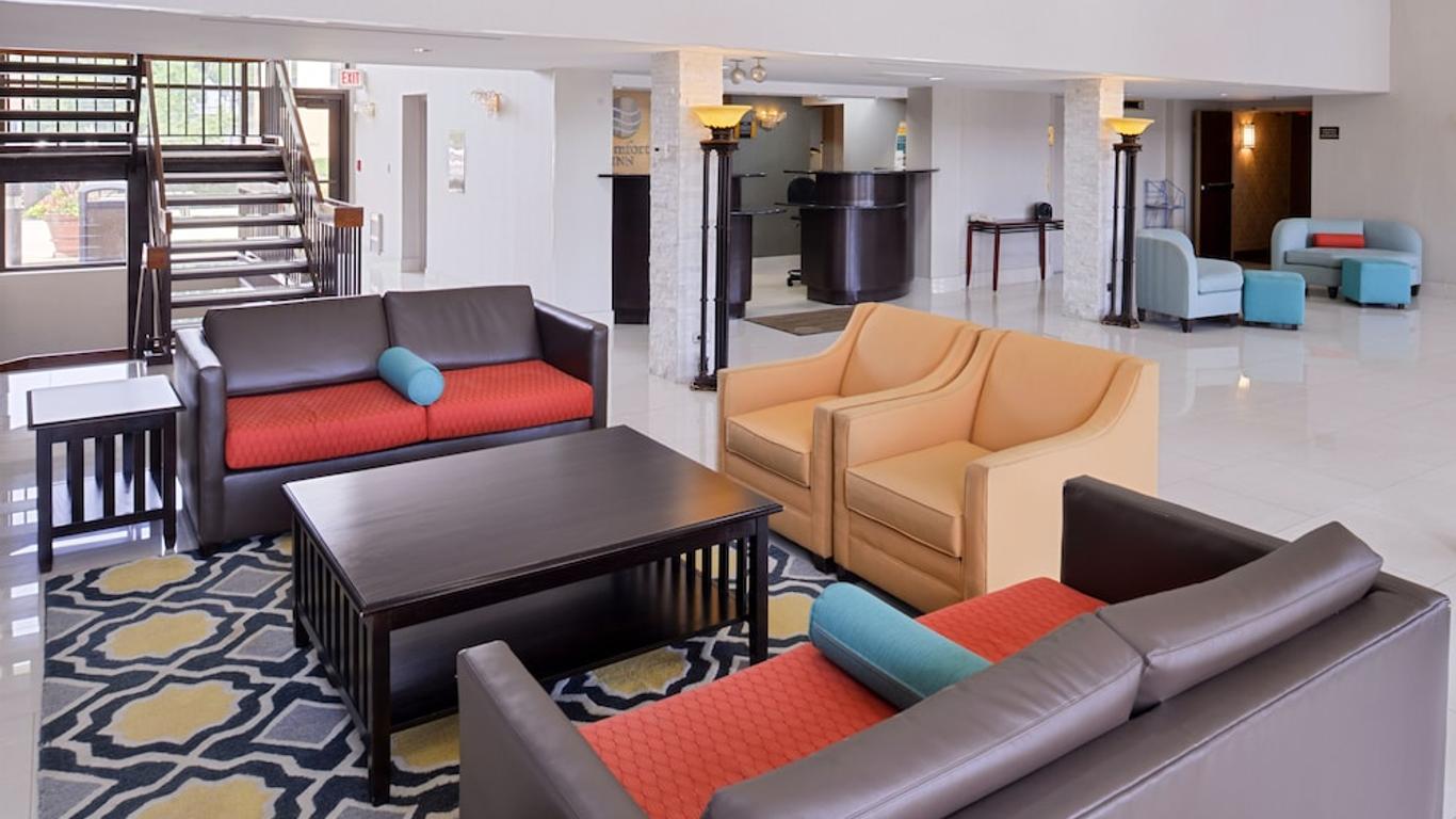 Spark by Hilton Des Plaines Chicago O'Hare