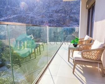 Bloomfield 2br Address Beach Resort - Al Aqah - Balcony