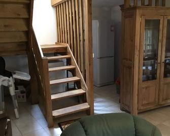 Exceptional setting, fresh air, peace and quiet, sleeps 12 - Ardes - Salon