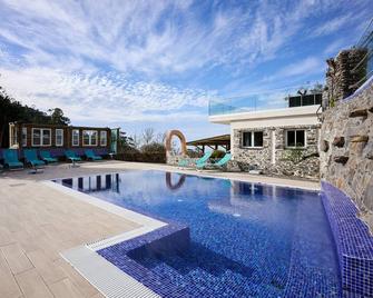 Casas Maravilha Calheta - Arco da Calheta - Pool