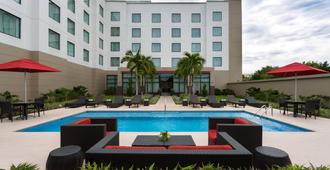Courtyard by Marriott Panama Metromall - Panama City - Pool