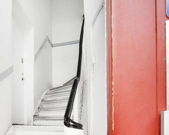 City 1- Pleasant 4-Bdr Apt in Central Copenhagen - Copenaghen - Scale