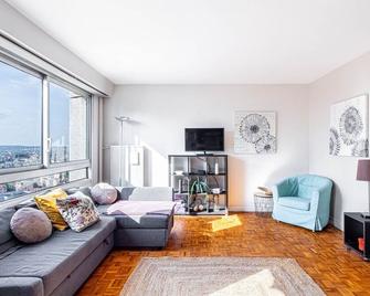 GuestReady - Modern chic with a view - 庫爾布瓦 - 客廳