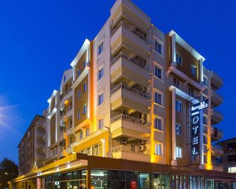 Formback Thermal Suit & Apart - Bursa - Gebäude