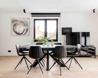 Résidence Palace Expo - Brussels - Dining room