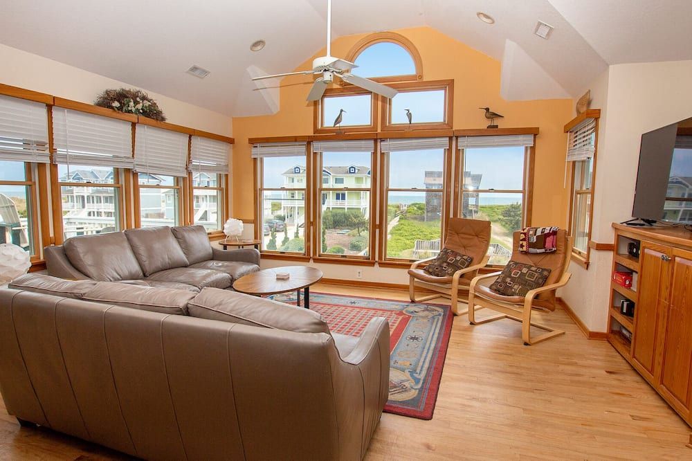 Semi-Oceanfront, Ocean Views, Private Po - Duck - Sala de estar