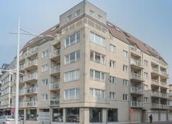 Apartment Strandhuis by Interhome - Bredene - Gebäude