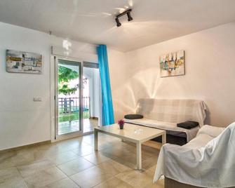 Apartamentos Turísticos Zahazar - Barbate - Pokój dzienny